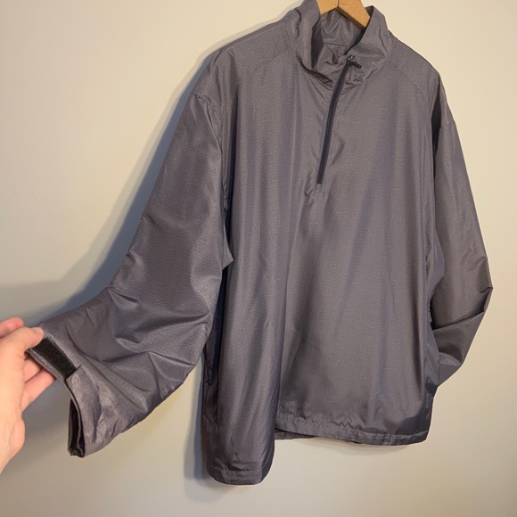 SOLD ! PGA Pro Series XL Water resistant Pull-over - Picture 5 of 8